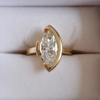 FLOAT™️ - Marquise Cut - Diamond Ring