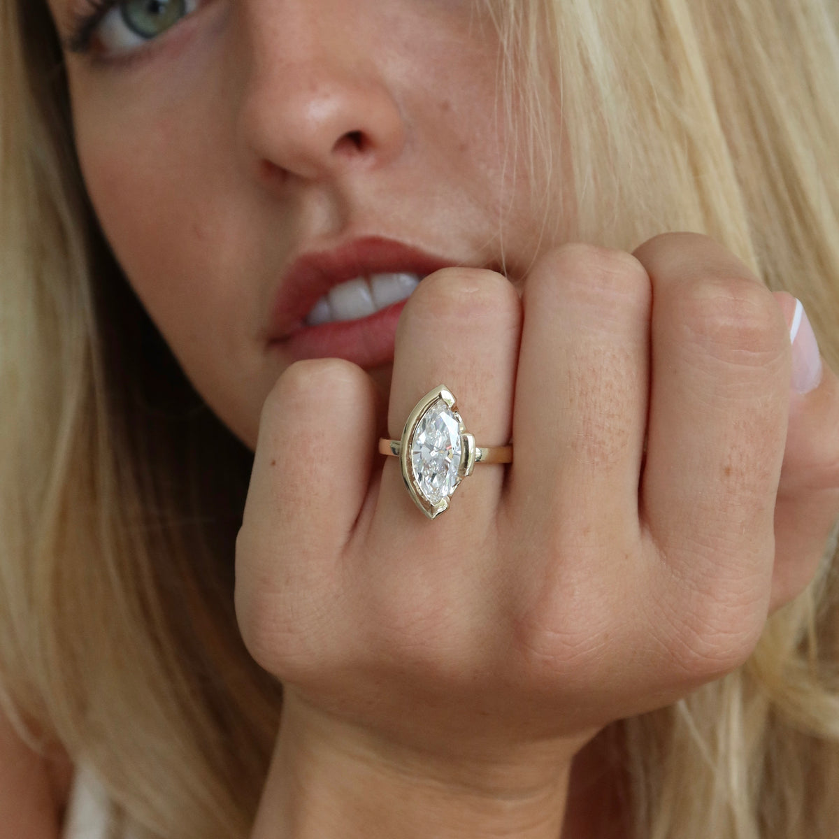 FLOAT™️ - Marquise Cut - Diamond Ring