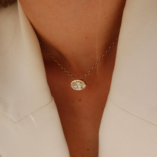 FLOAT™️ - Oval Cut - Diamond Necklace