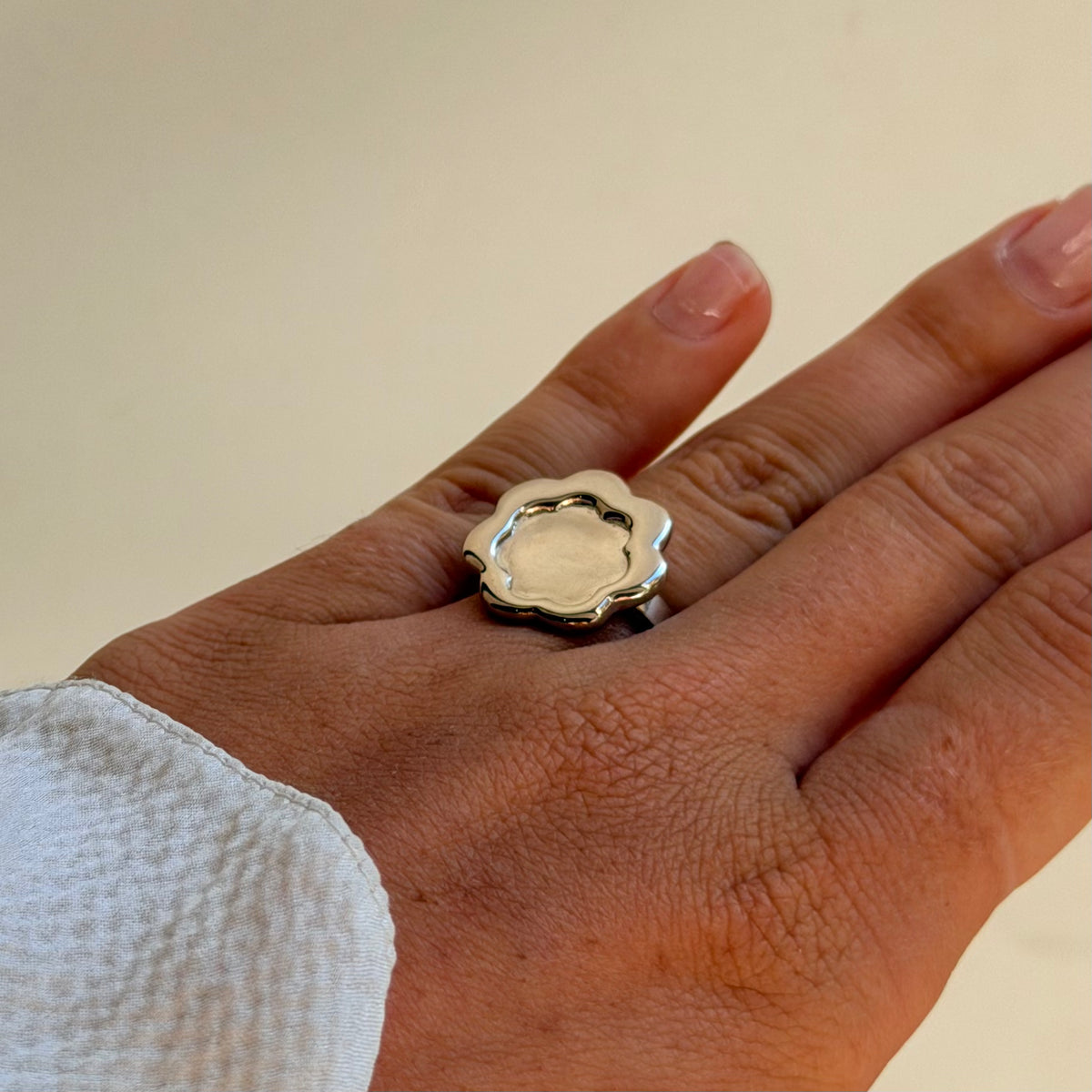 Flower Signet Ring - Ubermemories