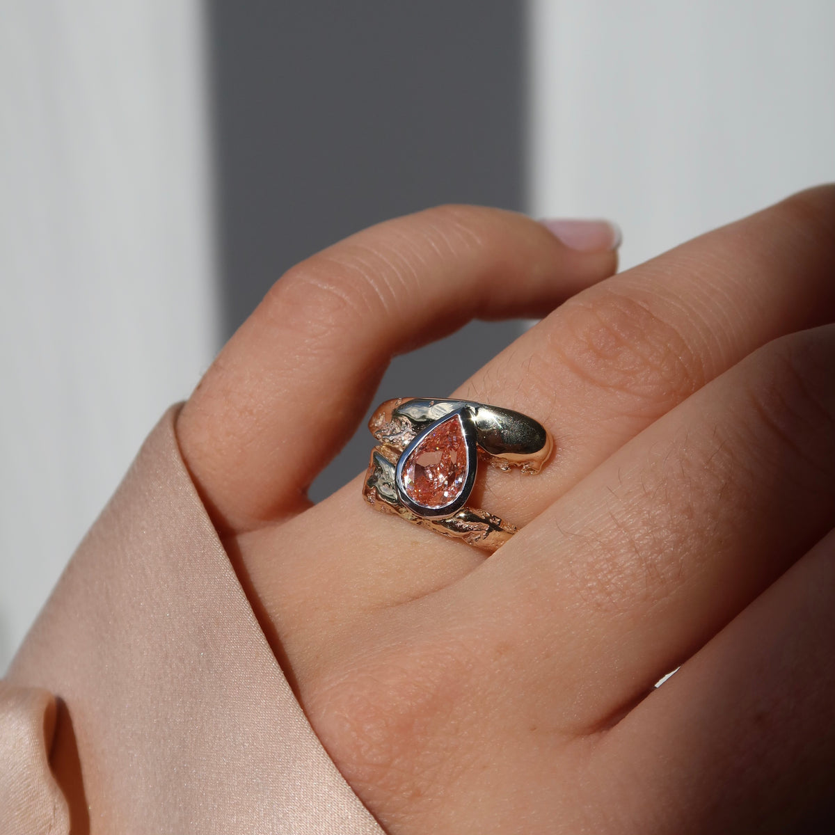 ONE OF ONE | Pink Diamond Living Vine Ring | Size P