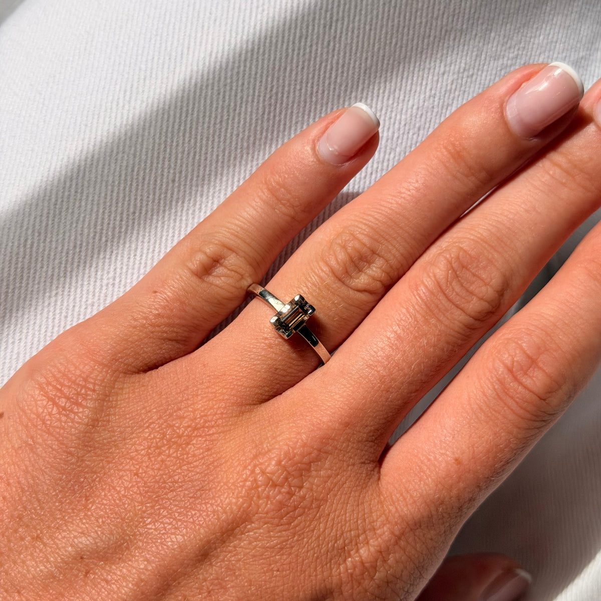 ONE-OFF | Petite Emerald Ring Open Claws - Size O - Smoky Quartz