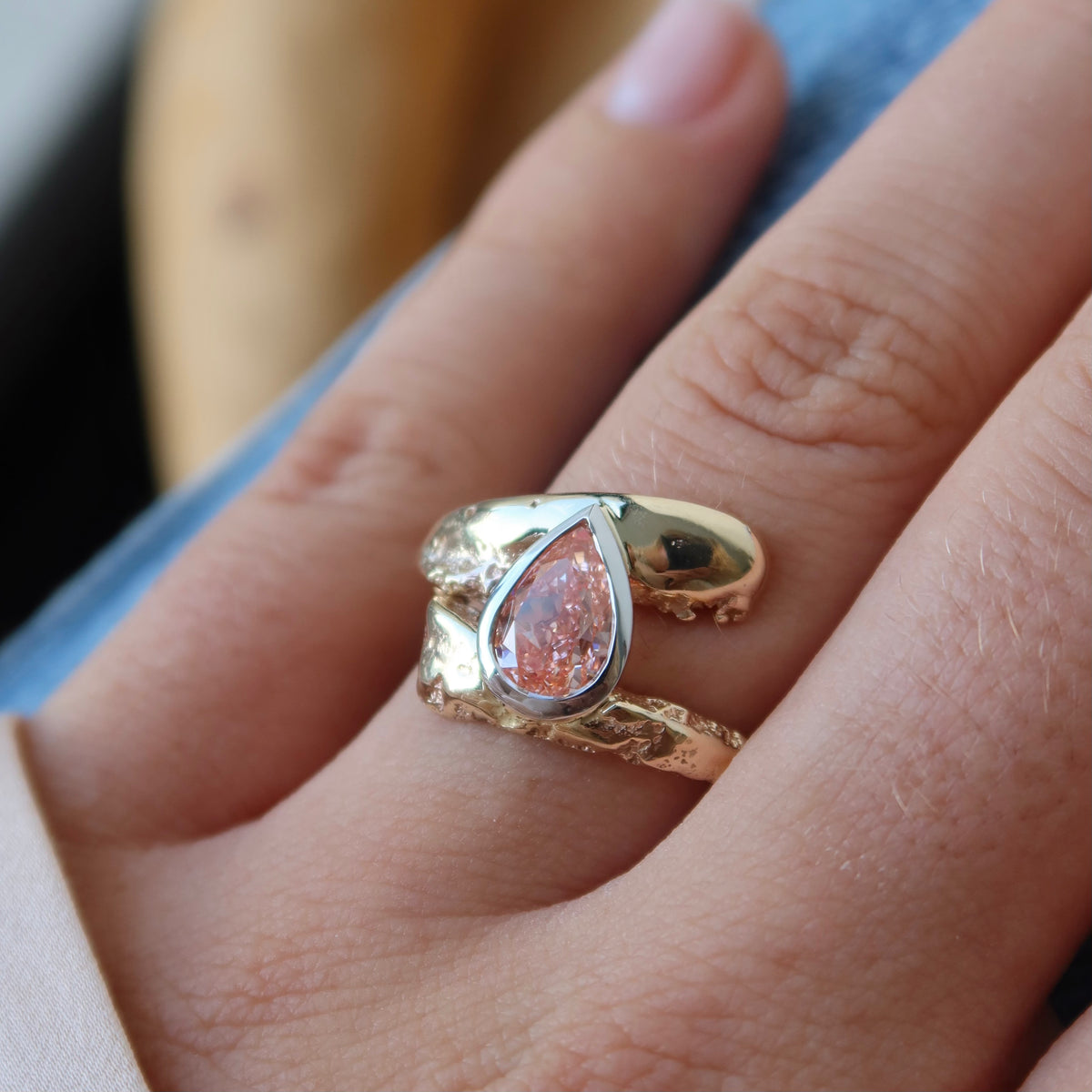 SAMPLE | Living Vine Ring with 1.5 carat Vivid Pink Diamond