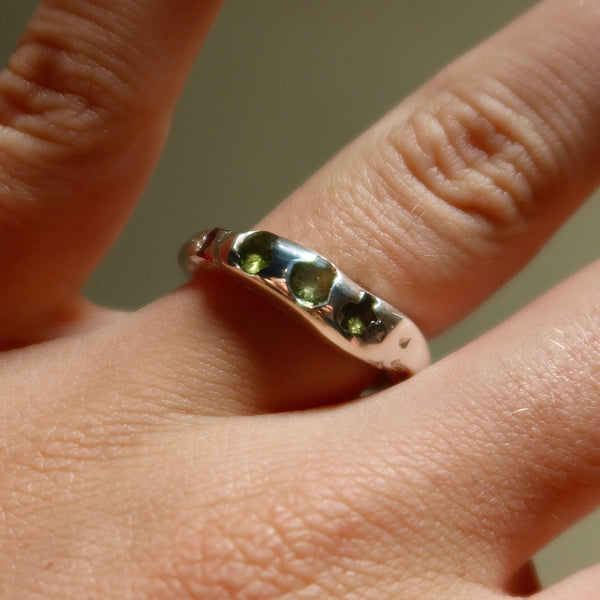 Sandcast Gemstone Living Ring | Parti Sapphire