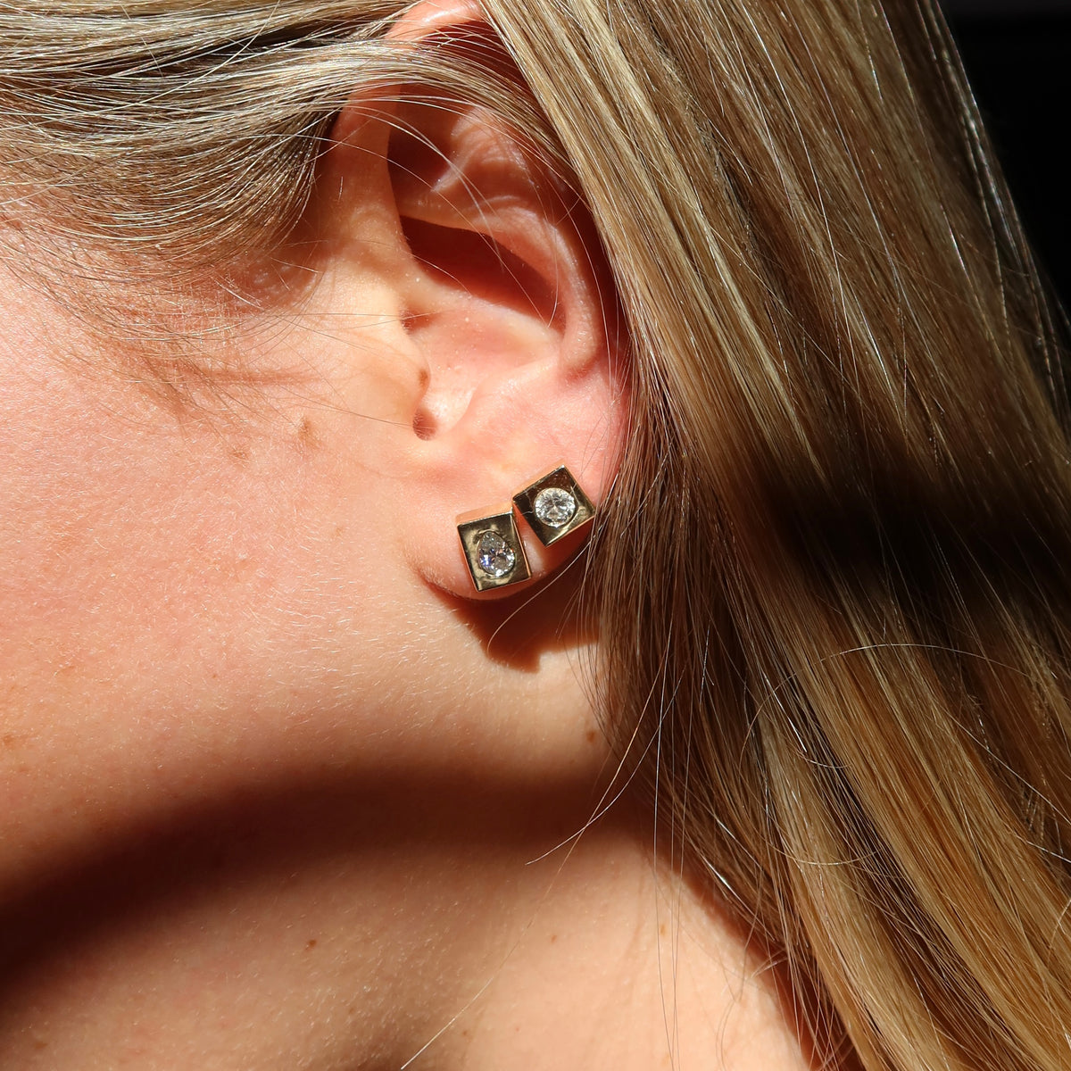 The Essence Stud Earring | Rectangle