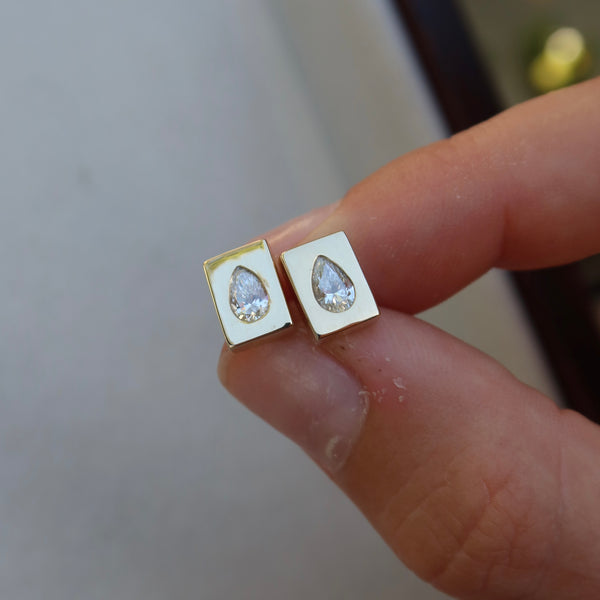 The Essence Stud Earring | Rectangle