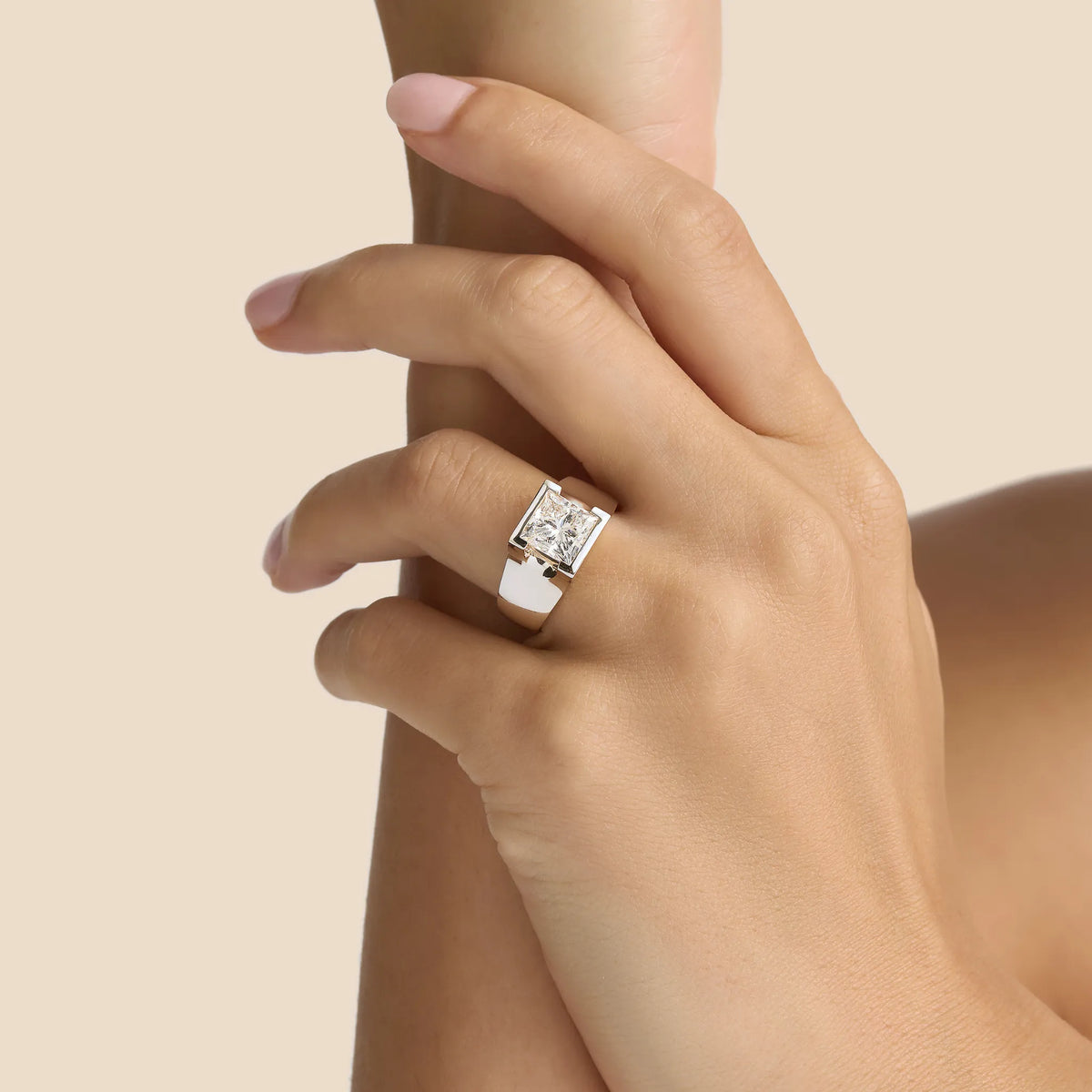 The Kate Ring - 9ct White Gold