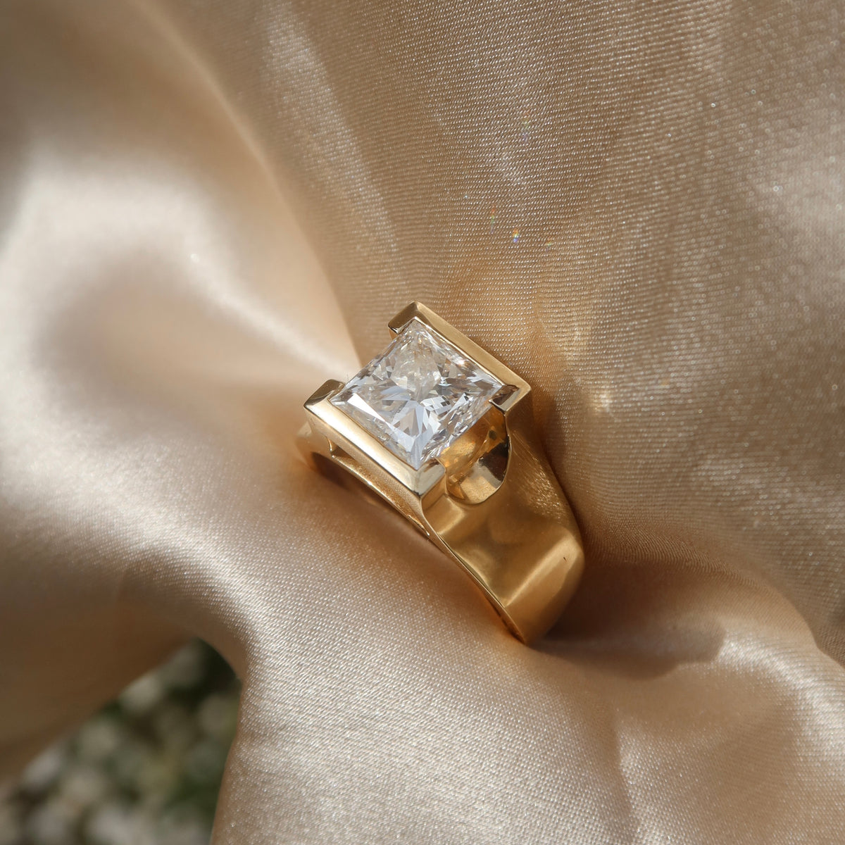 The Kate Ring - 9ct Yellow Gold | UbyKate