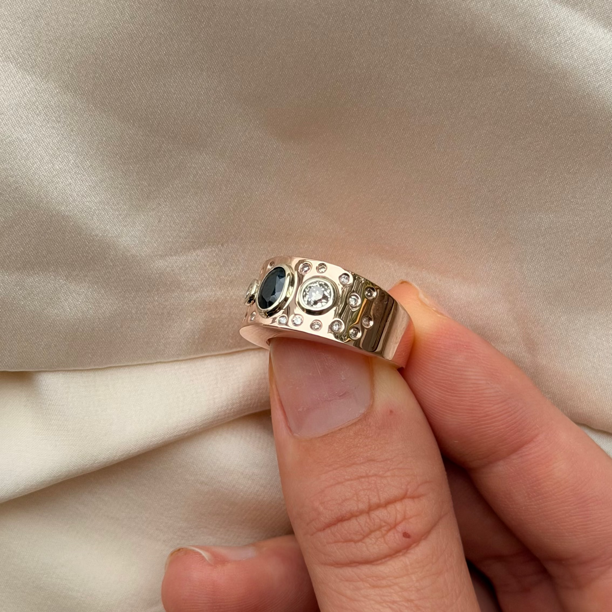 The Keystone Heirloom Ring | Create With Your Stones