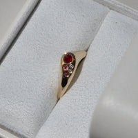 The Living Signet Ring | Medium Band