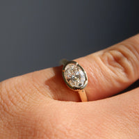 The Pinky Promise Oval Ring - White Gold