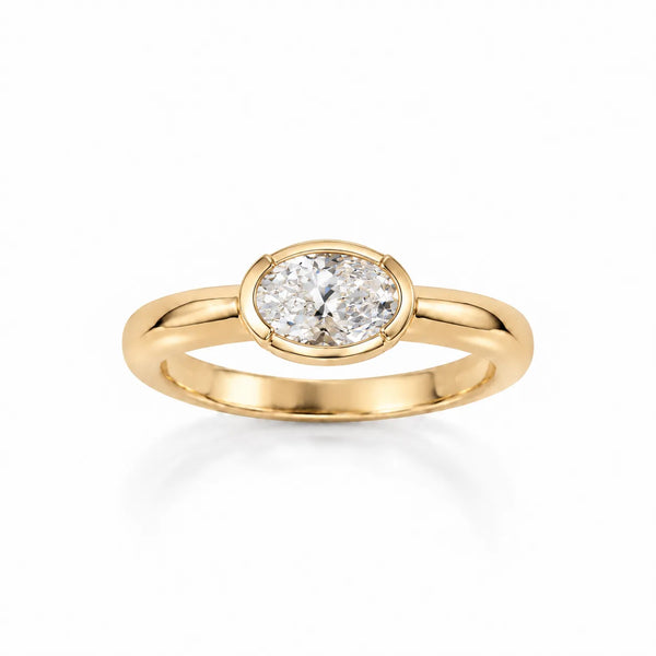 The Pinky Promise Oval Ring - Yellow Gold