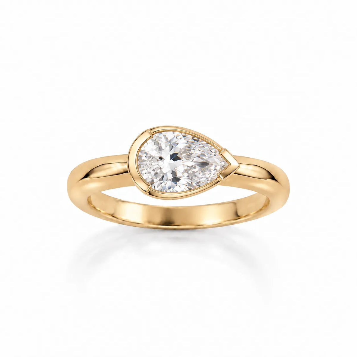 The Pinky Promise Pear Ring - Yellow Gold