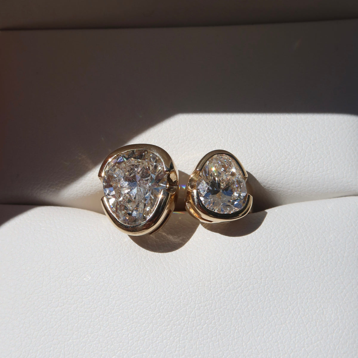 The Tri- Cut Diamond Duet Ring - Yellow Gold