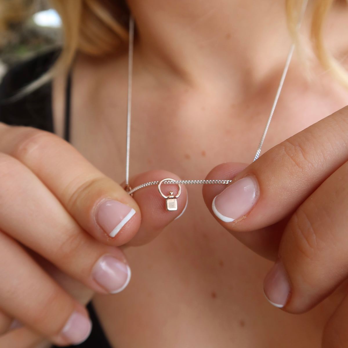 The U-Swivel Pendant - 9ct Rose Gold